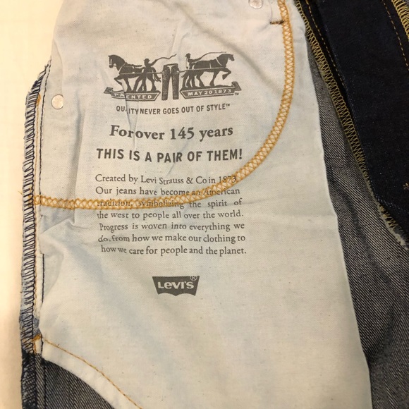 Levi’s 505 Dark Blue Regular Fit (NWOT) - W34 - L32 - Selling for $45:00 - Picture 5 of 6